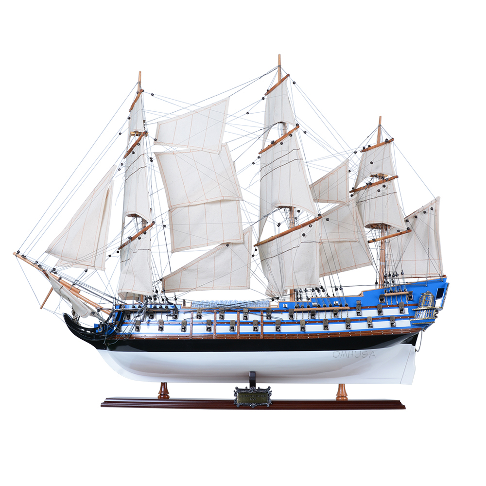 T168 Le Protecteur Medium Admiral Line | Fully Assembled T168 Le Protecteur L01.jpg